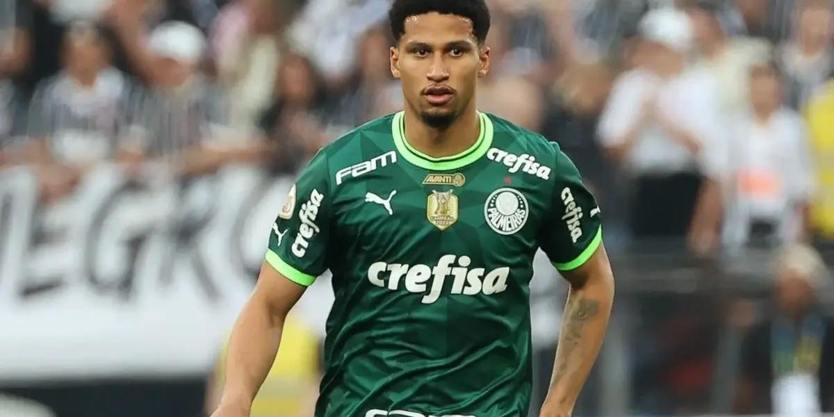 Murilo segue no Palmeiras