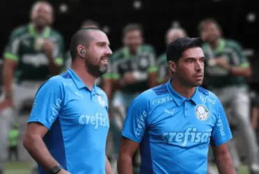 O treinador tem contrato com o Palmeiras até o final de 2024
