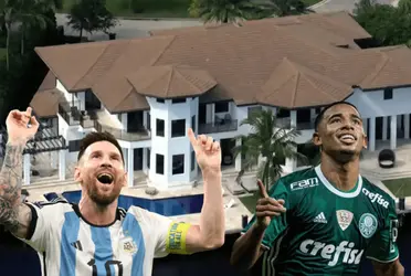 Confira as mansões dos dois jogadores