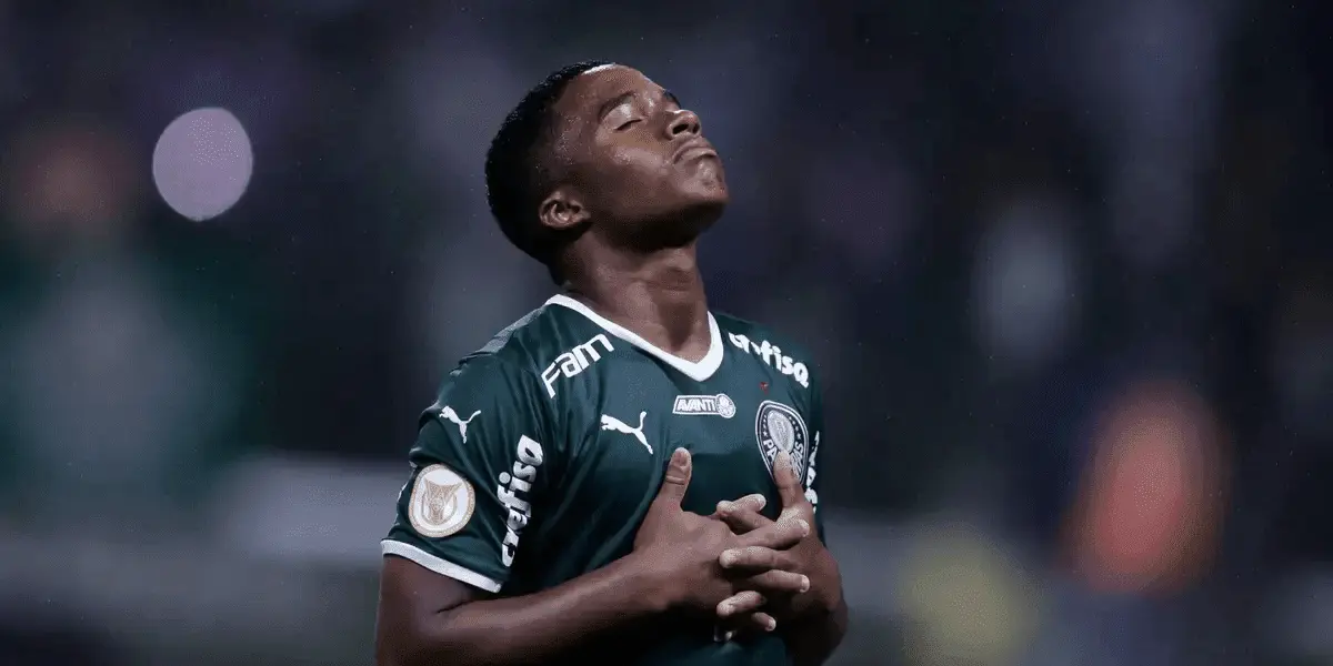 Endrick fala sobre a libertadores ao site do Palmeiras