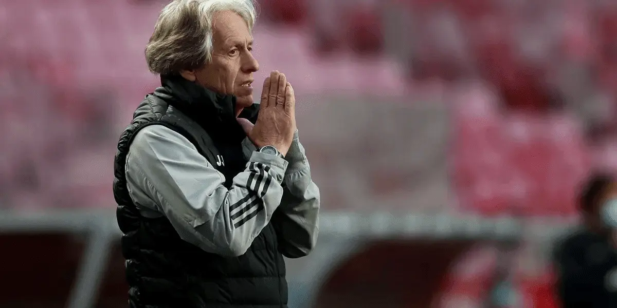 Jorge Jesus pede a contratação de jogador que o Verdão quer