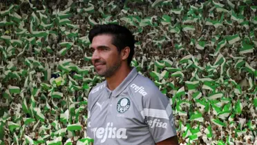 O Palmeiras entra em campo nesta segunda-feira, contra o Santo André