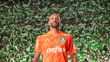 Weverton cometeu mais um erro, mas se recuperou a tempo